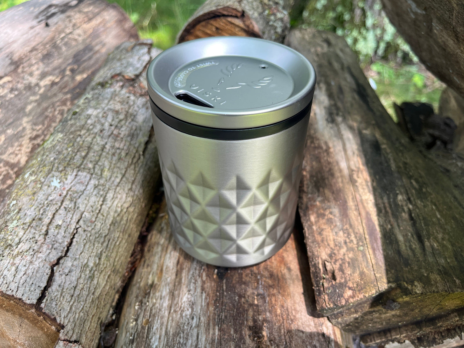 Viski Paragon tumbler shown from top. Platinum color.