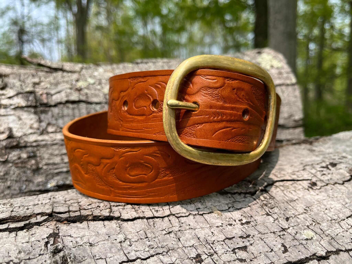 Western Leather Belt with Brass Buckle. Saddle Tan