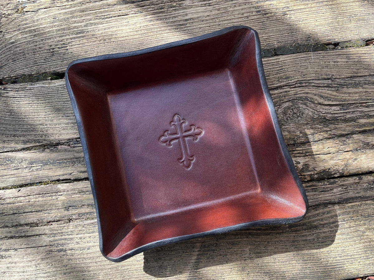 Religious cross leather desk valet. Brown