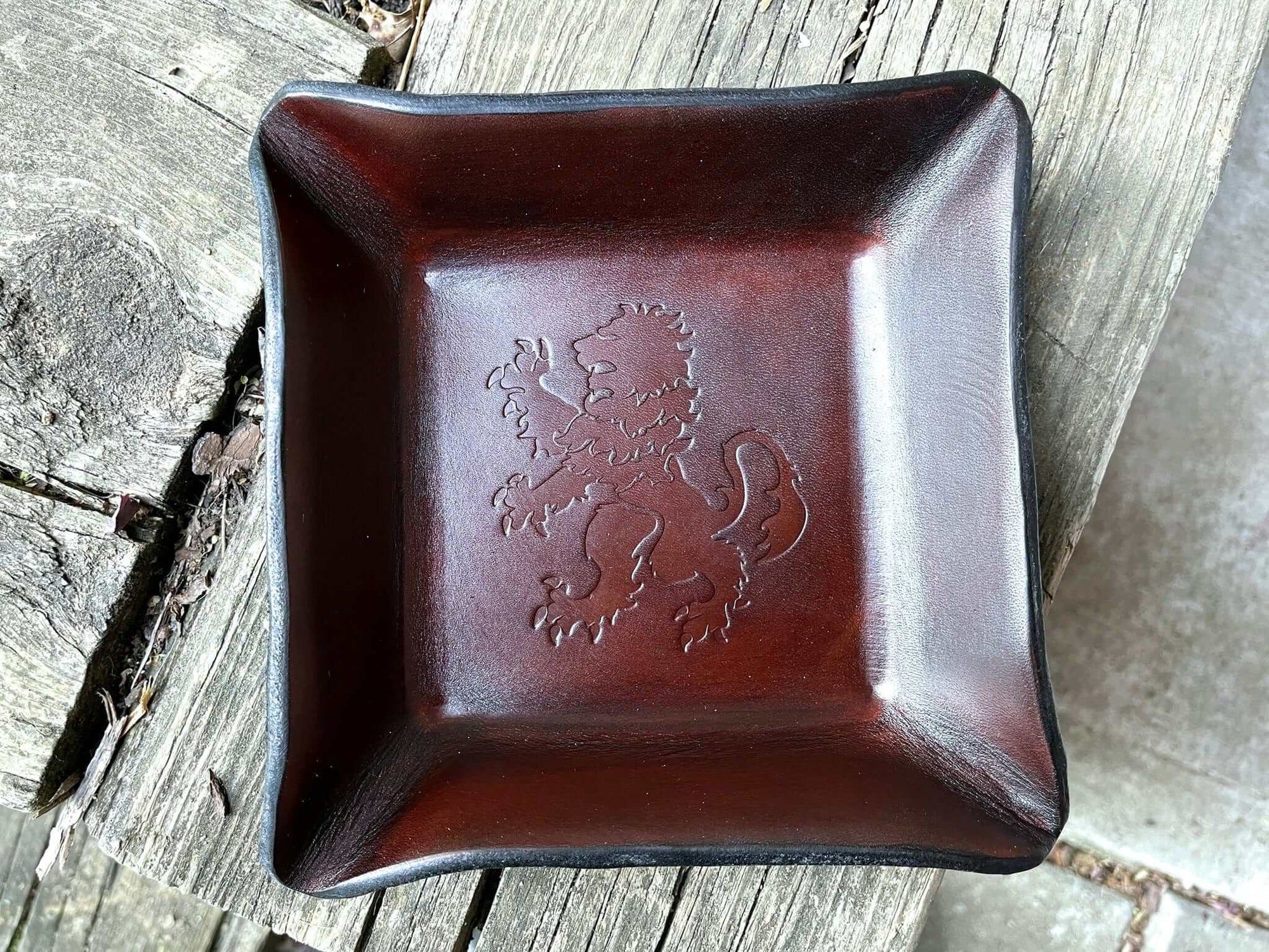 Square rampant lion valet tray by Twin Saints Leather