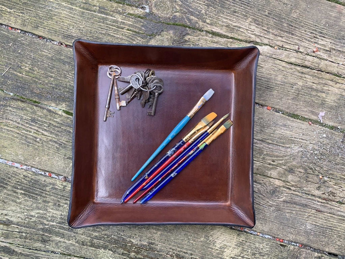 Square leather tray. Large. Dark Brown. 